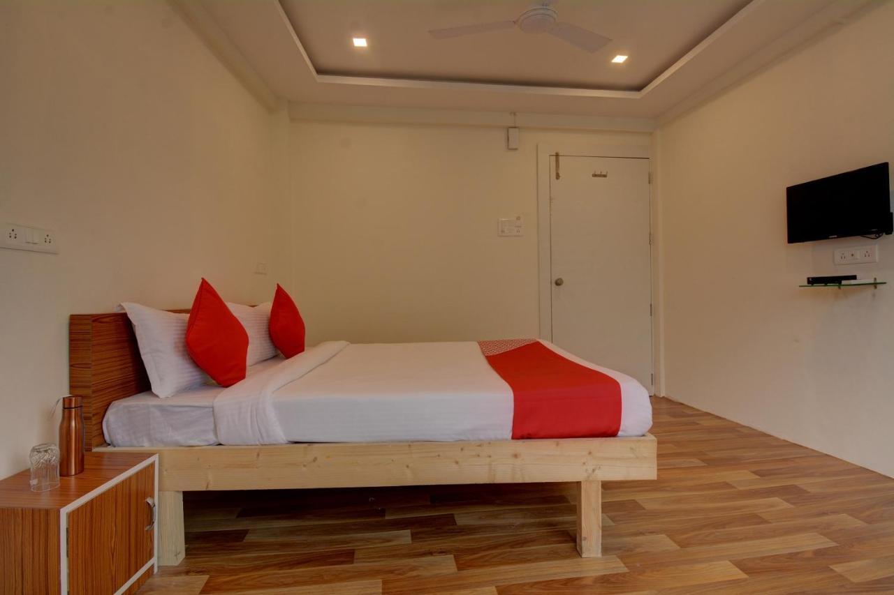 Oyo Flagship 47178 Pakko Inn Пюн Екстериор снимка