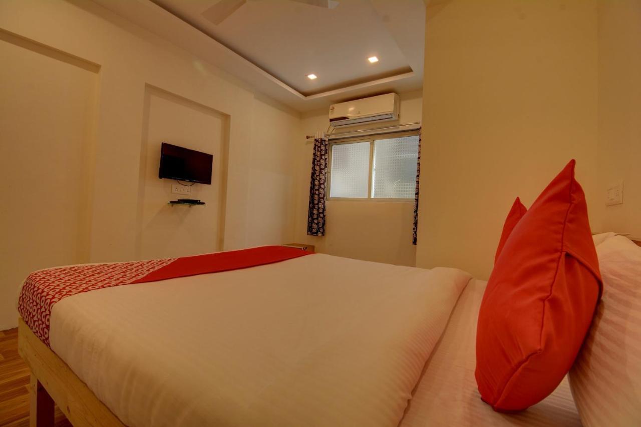 Oyo Flagship 47178 Pakko Inn Пюн Екстериор снимка